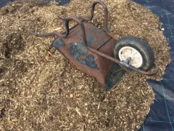 136 m² Ukrudtsbekæmpelsesmembran Ukrudtsforing Mulch liner 100 g 2 m bred