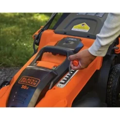 BLACK & DECKER Autosense batteridriven gräsklippare 48cm 36V 2x2 Ah