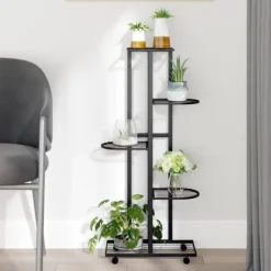 Blomsterstativ 5 niveauer med hjul 44x23x100 cm jern sort - Blomsterstativ - Blomsterstativer - Home & Living