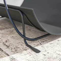 Brændestativ til indendørs brug 51×38×33 cm, geometrisk design med håndtag, metal, sort