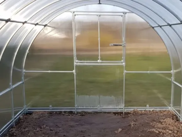 Drivhus KLASIKA RØR 3x12m (36m2) med fundamenter og 6mm polycarbonatbelægning