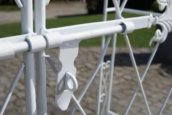 Elegant Garden Arch med hegn - Kundestop - Holdbar jernkonstruktion