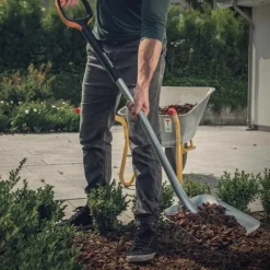 Fiskars Spade Xact Flerfarvet
