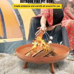 Kulsotåls bålskål, 30" dyb, til udendørs brug. Perfekt til terrasser, camping og haver. Inkluderer drænhul og bærbare håndtag.