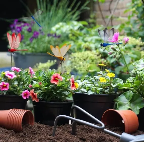 Lollanda 20 stk haveslædedekorationer, 3D guldsmede til indendørs og udendørs, altan, potter og blomsterdekorationer