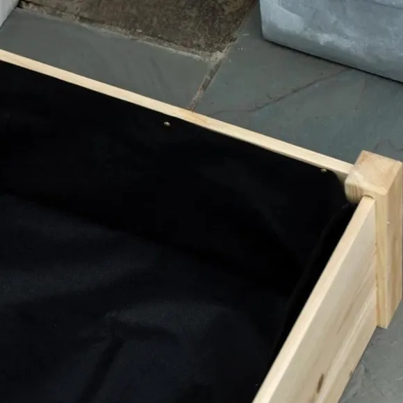 Rootz Højbed - 2 planteområder - Indvendig foring lavet af fleece - Vejrbestandig - Massivt træ - 244 cm x 61,5 cm x 27 cm