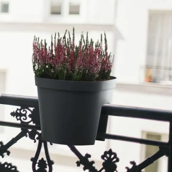 Self-watering flowerpot Garden ID Taupe