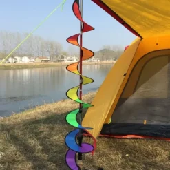 Spiral Rainbow Vindstrimmel Vindmølle Farverig Vindklokke til Have Hjem Udendørs Camping Telt Dekoration