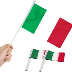 Sæt med italienske flag Håndflag 13 x 20 cm 12 stk. med en 30,5 cm spydspids
