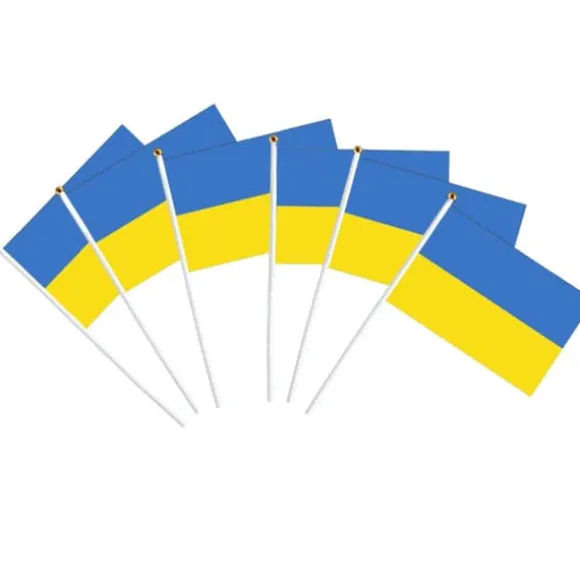 100st Ukraina Handhållna Flaggor 21*30cm Ukrainska nationella Mini Stick Flaggor Fest Festival Parader Fester Dekor