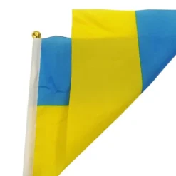 100st Ukraina Handhållna Flaggor 21*30cm Ukrainska nationella Mini Stick Flaggor Fest Festival Parader Fester Dekor