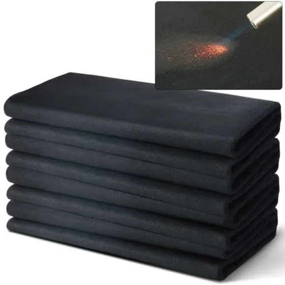 Svejsetæppe i kulstoffilt 4-pak, 37"x36", flammehæmmende, varmebestandigt op til 980°C, skærbar isoleringspude.