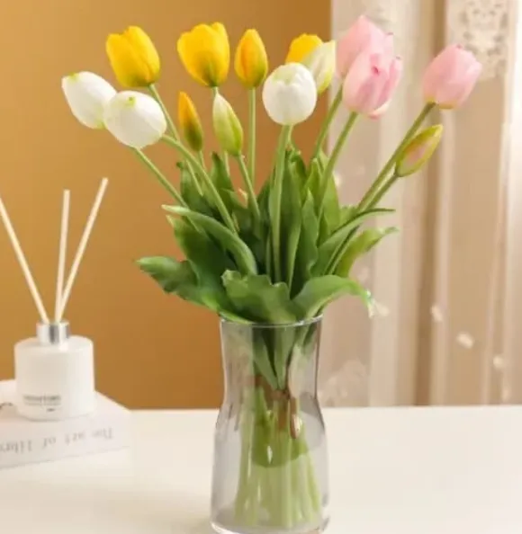 TULIPANER BUKETT AF TULIPANER GUMMIBELAGET GUMMI SILIKONE LIKE LIFE