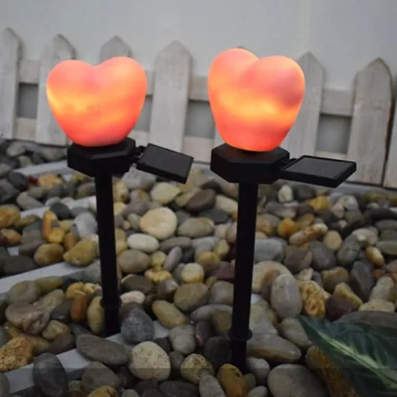 Utomhus Solar Trädgård Stake Lights Vattentät Solar Röda Hjärtformade Pathway Lampor Landskapslampa för trädgård Gräsmatta Dekor