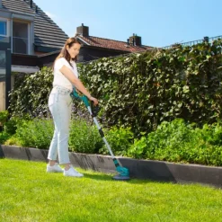 VONROC Sæt Plæneklipper 20V – 32 cm og Græstrimmer | 30L | Drift på én akku! | Inkl. 4.0Ah Akku og oplader