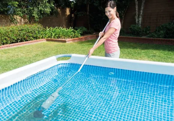 WAYS - Poolvedligeholdelse - Pakke Small Deluxe & Pool Støvsuger